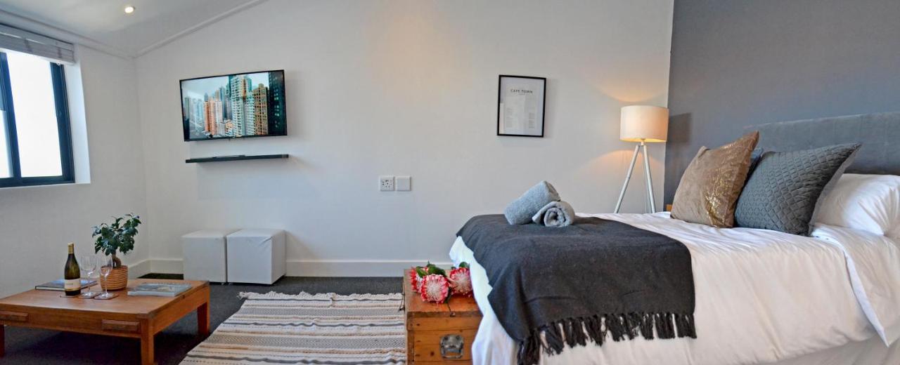 Central Modern Studio Apartment, Hermanus Waterfront Dış mekan fotoğraf